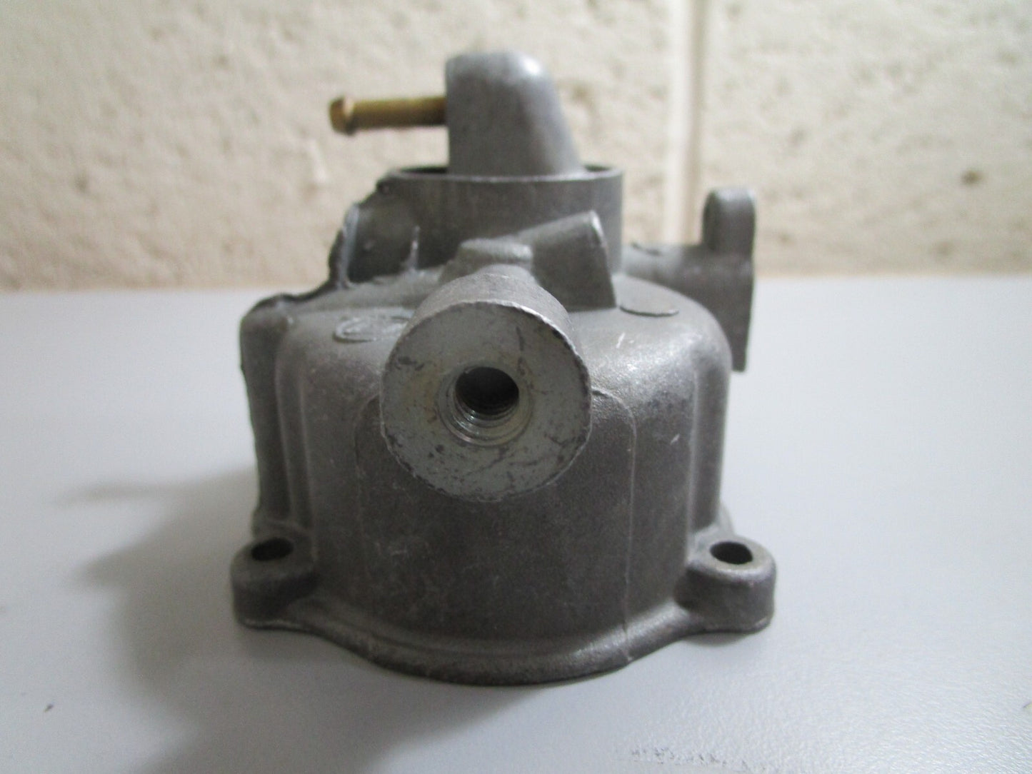 *NEW OEM* 0820 OMC Johnson Evinrude Fuel Bowl 379029 0379029