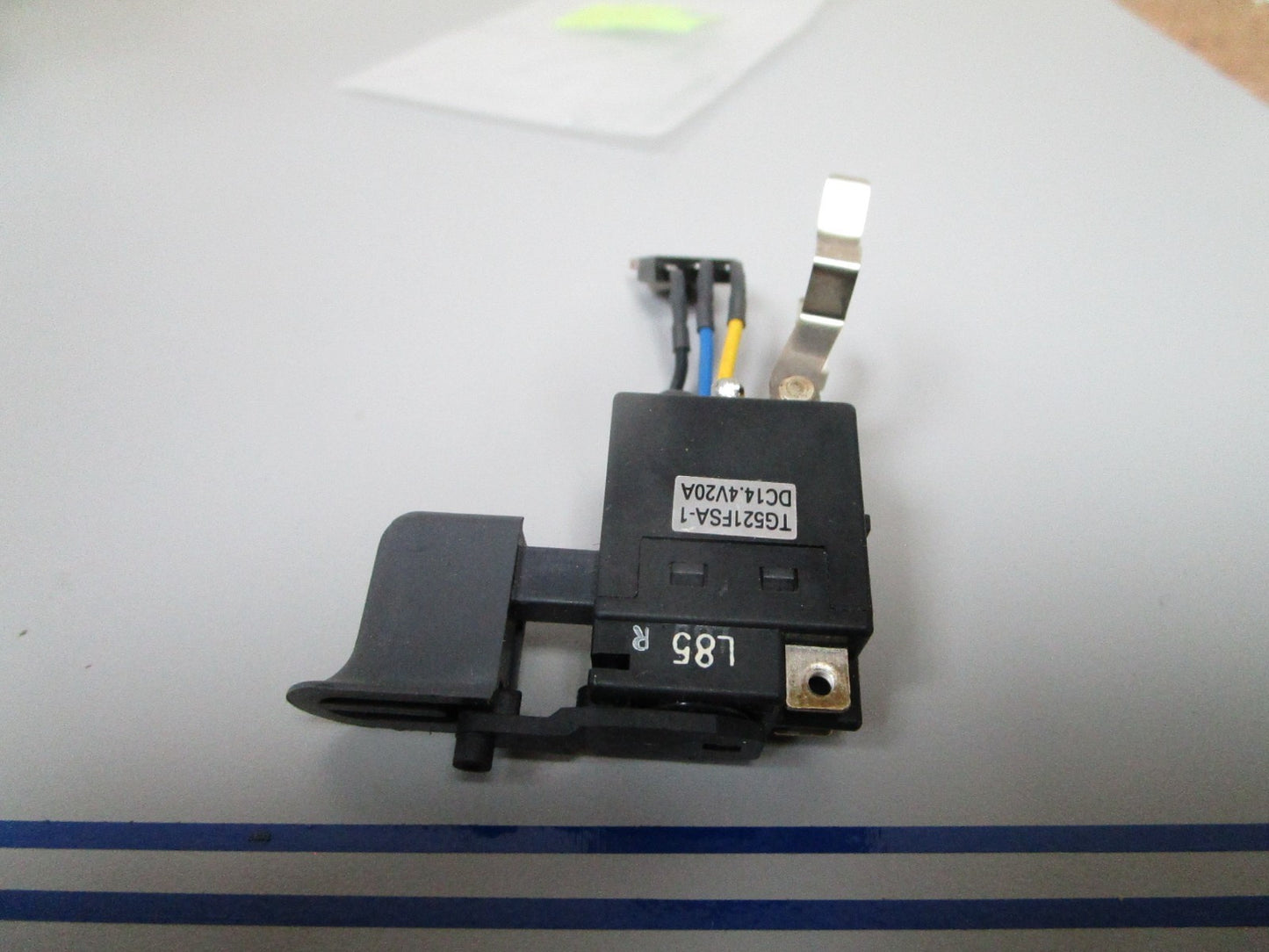 NEW OEM 315-140 Hitachi Switch 0720