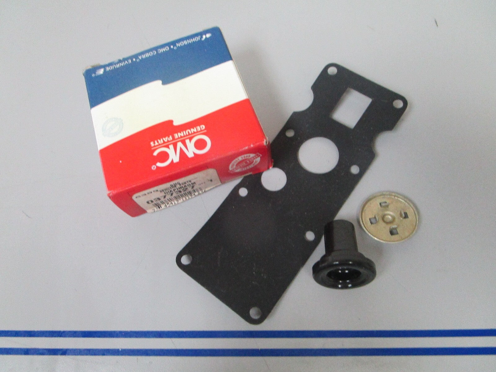 *NEW OEM* 0810 OMC Johnson Evinrude Diaphragm 377327 0377327