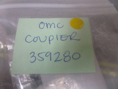 *NEW OEM* 0810 OMC Johnson Evinrude Coupler 359280 0359280