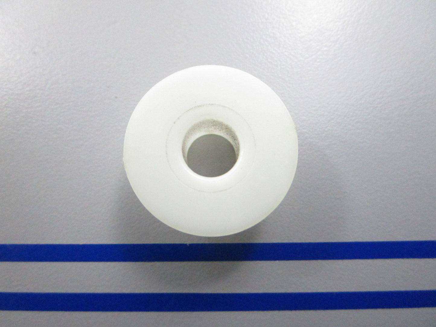 *NEW OEM* 0810 OMC Johnson Evinrude Bushing 335426 0335426
