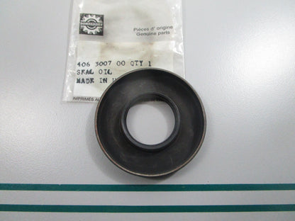 NEW 406300700 Ski-Doo Seal 0810