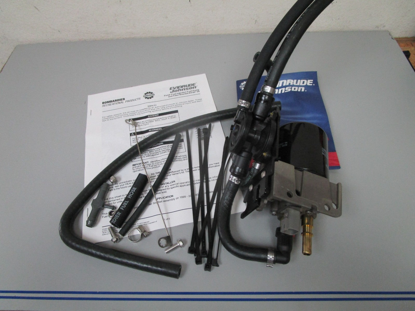 *NEW OEM* 0720 OMC Johnson Evinrude Fuel Pump Kit Assembly 5004455
