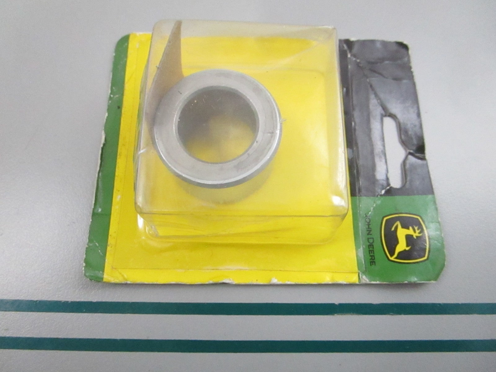 NEW OEM ET15726 John Deere Sleeve 0810