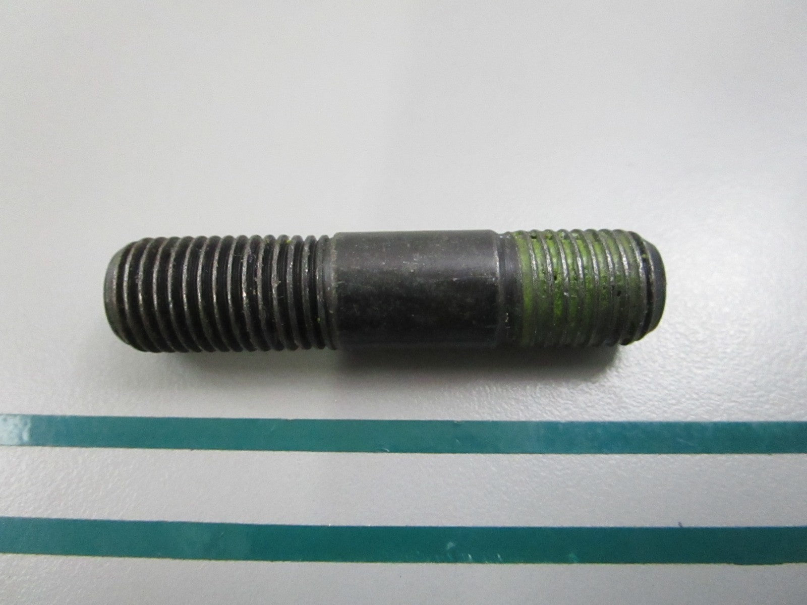 NEW OEM 3853274 Volvo Penta Stud 0810