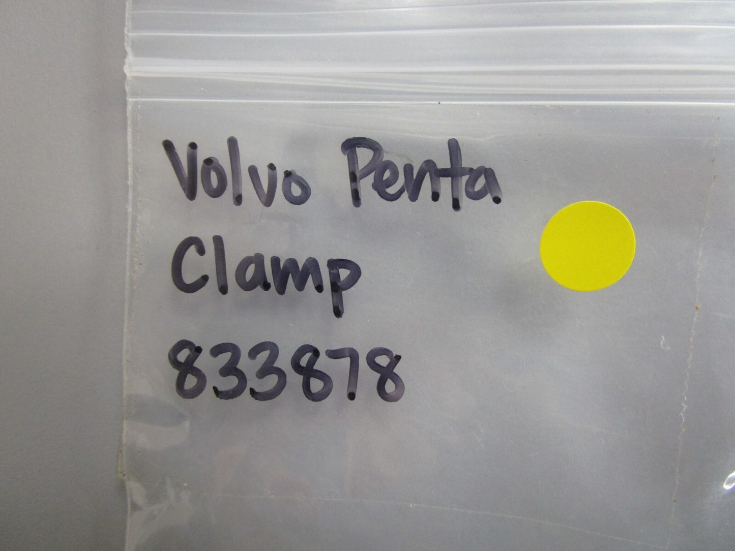 *NEW OEM* 0810 Volvo Penta Clamp 833878
