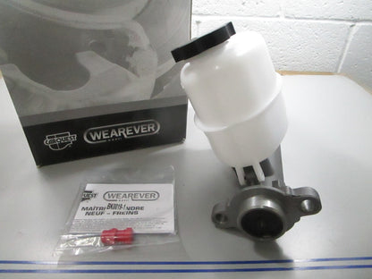 NEW Carquest Wearever MCA630035 New Master Brake Cylinder 0720