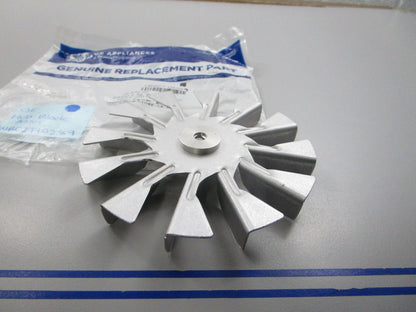 NEW OEM WB02T10289 GE Hub Blade Assembly 0810