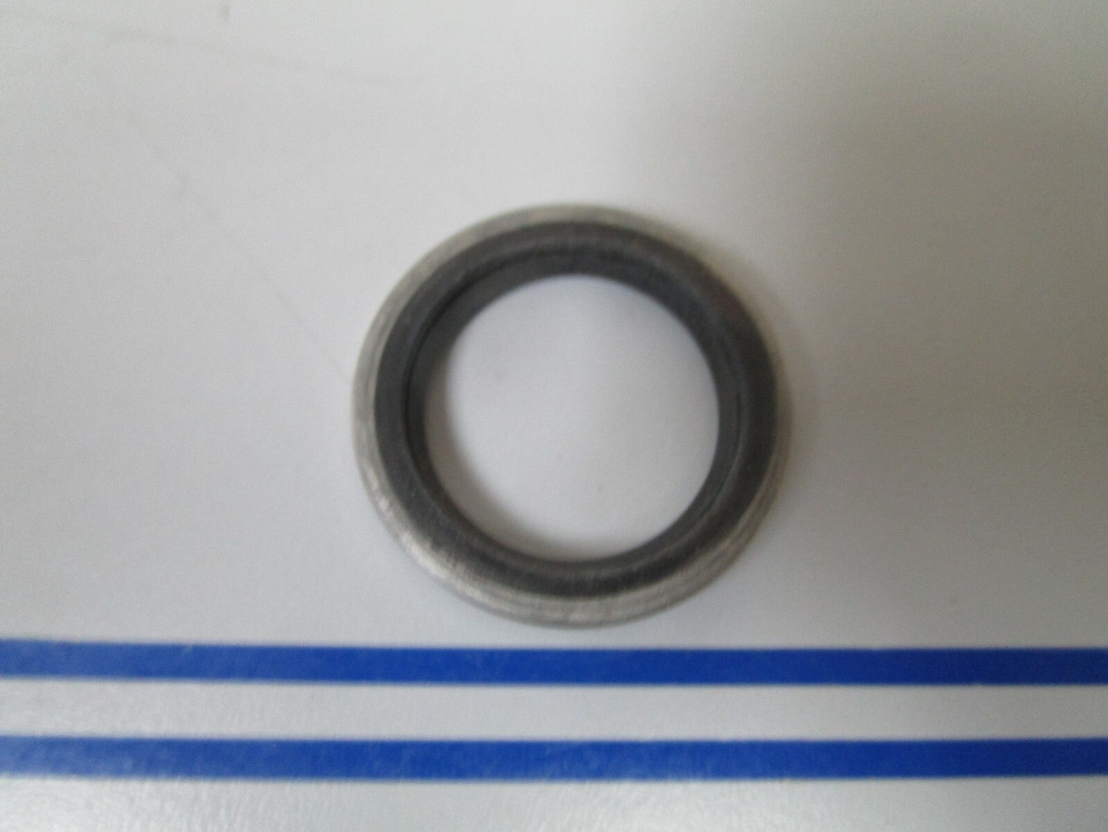 *NEW OEM* 0720 OMC Johnson Evinrude Seal 911788 0911788