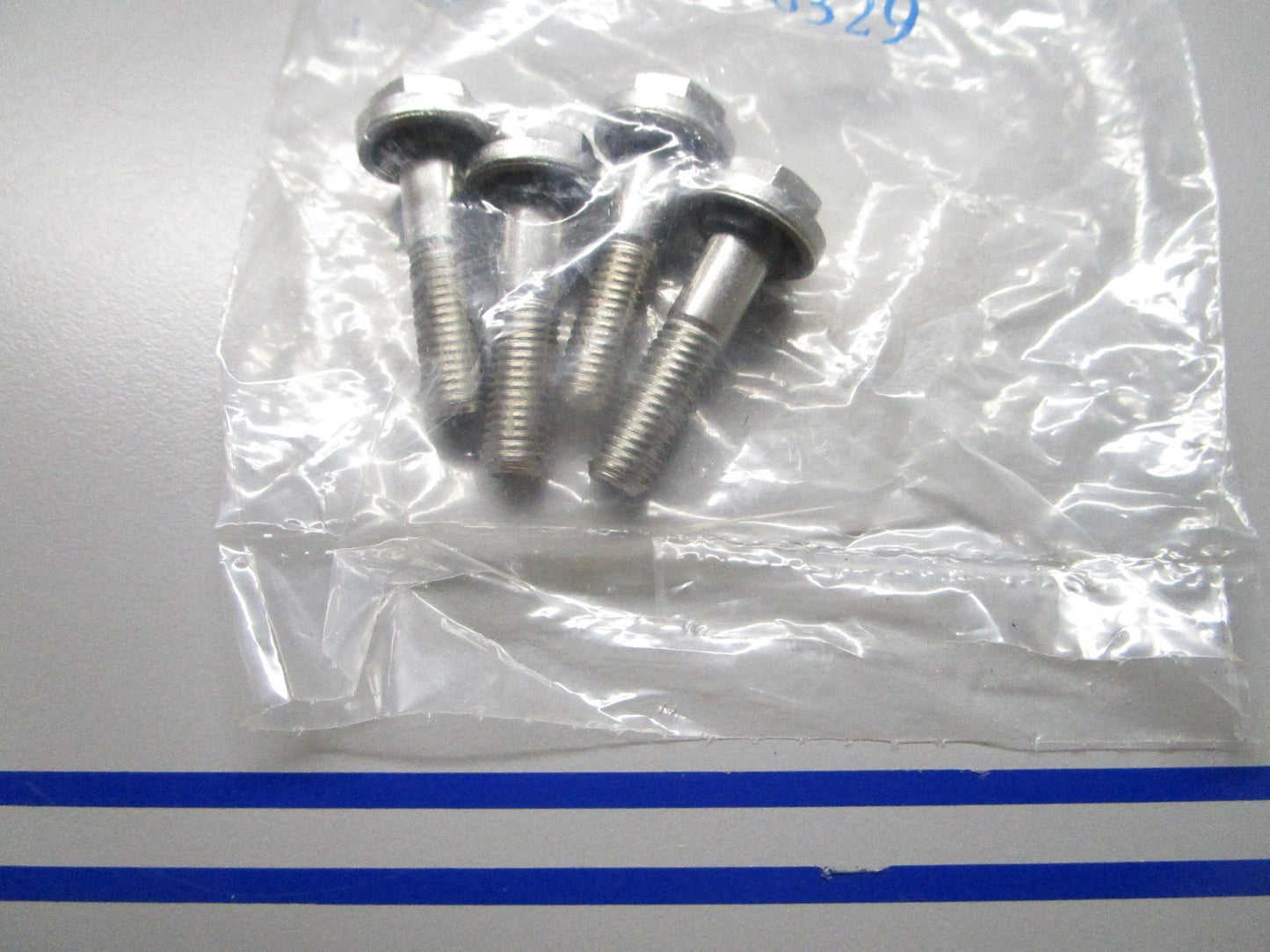 *NEW OEM* (LOT OF 4) 0810 OMC Johnson Evinrude Screw 317763 0317763