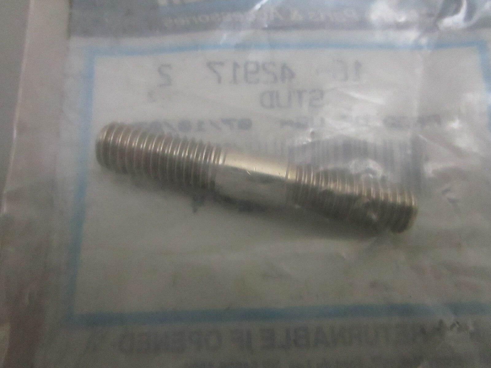 *NEW OEM* 0810 Mercury Quicksilver Stud 16-42917 2