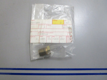 *NEW OEM* 0810 Volvo Penta Fitting 3850660