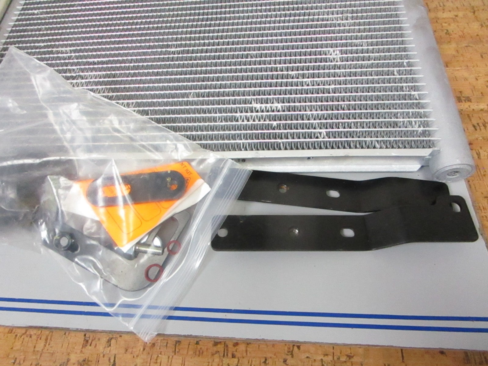*NEW OEM* 0720 John Deere Air Conditioning Condenser Kit MPLV10157