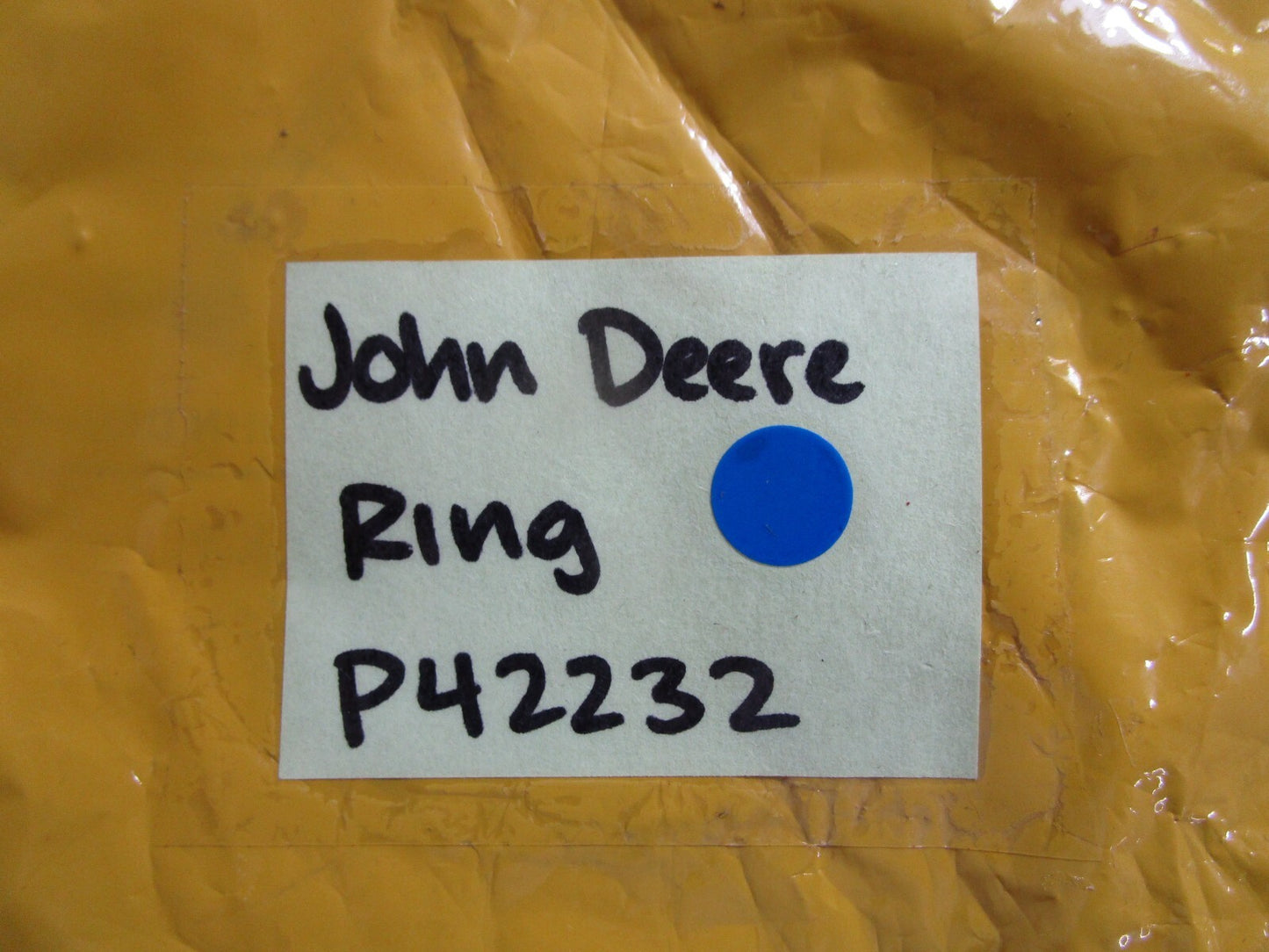 *NEW OEM* 0810 John Deere Ring P42232