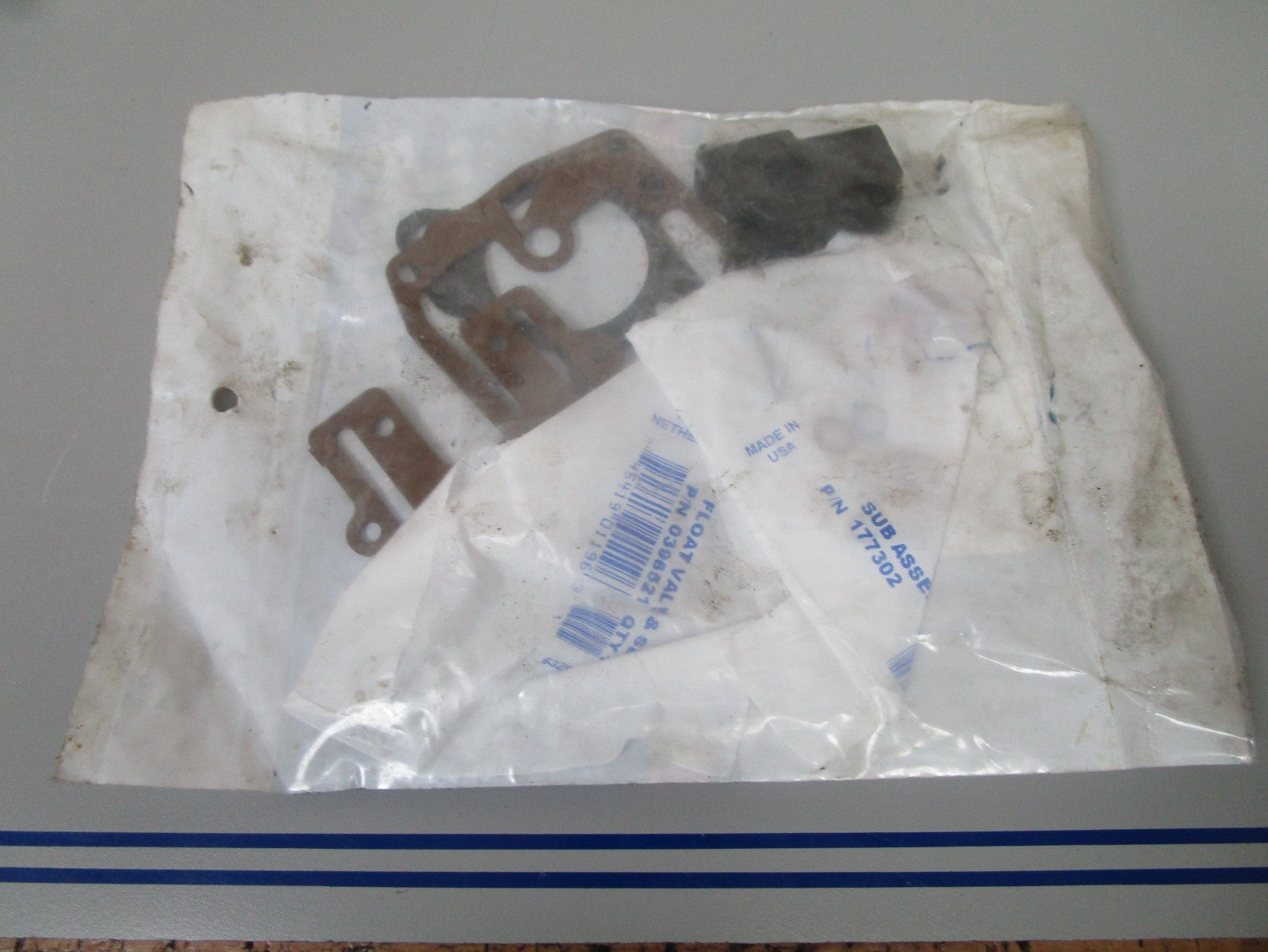 NEW OEM 439076 0439076 OMC Johnson Evinrude Carburetor Repair Kit 0720