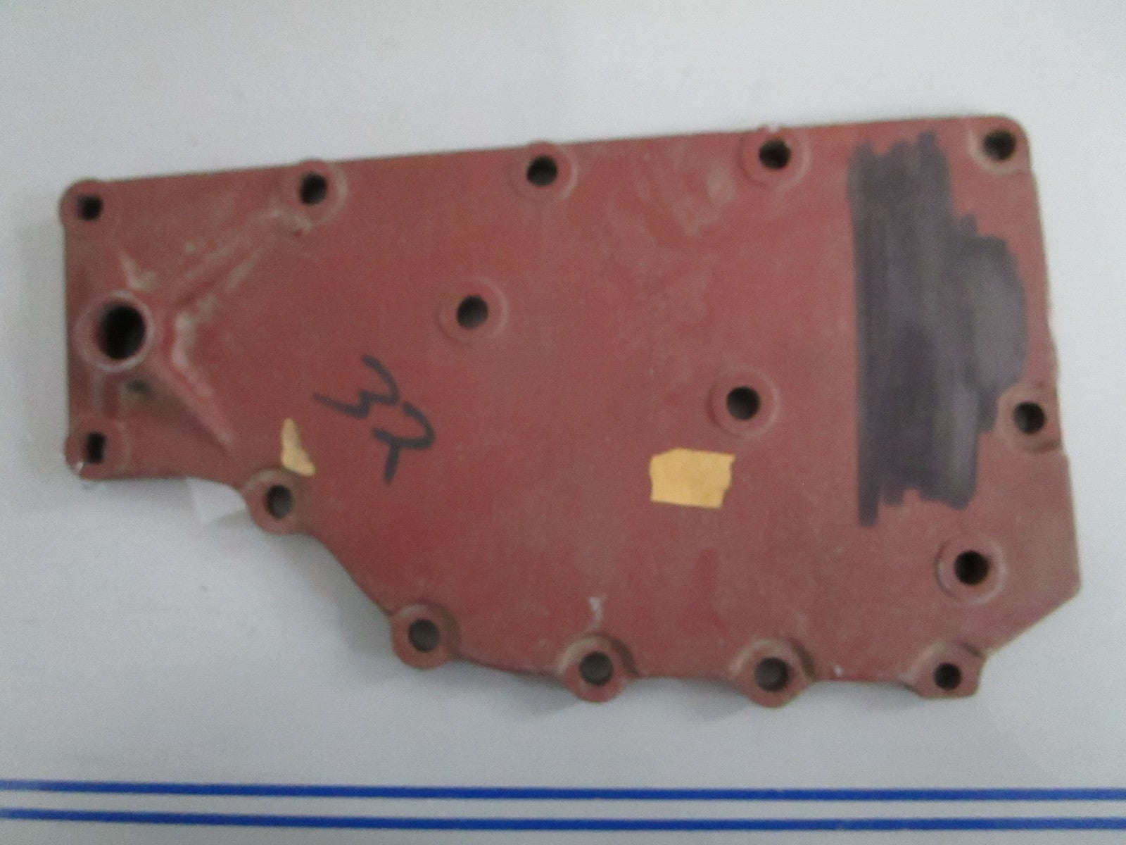 NEW OEM 315871 0315871 OMC Johnson Evinrude Outer Exhaust Cover 0820