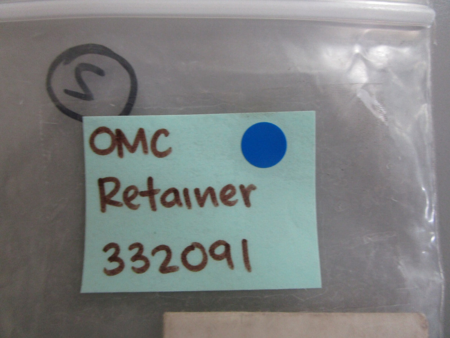 *NEW OEM* (LOT OF 2) 0810 OMC Johnson Evinrude Retainer 332091 0332091
