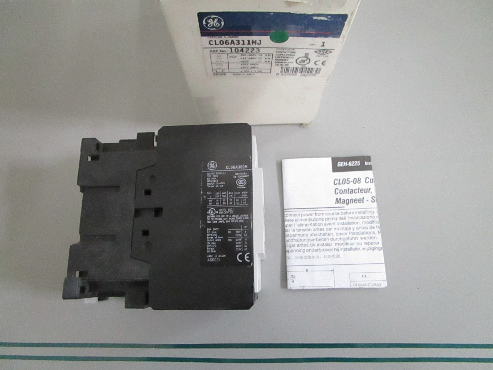 GE CL06A311MJ IEC Contactor 3P 48A 30HP 460V 120V Coil NOS NEW OEM 0820