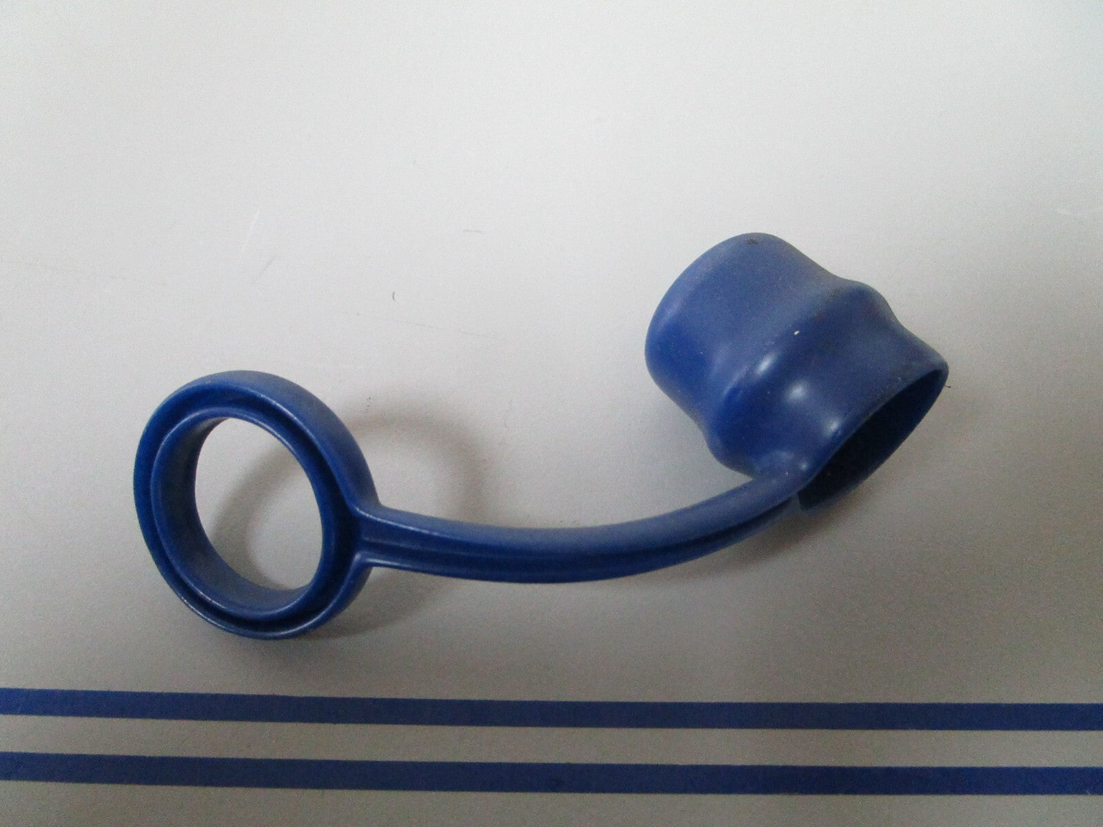 *NEW OEM* 0810 Mercury Quicksilver Dust Cap 861427