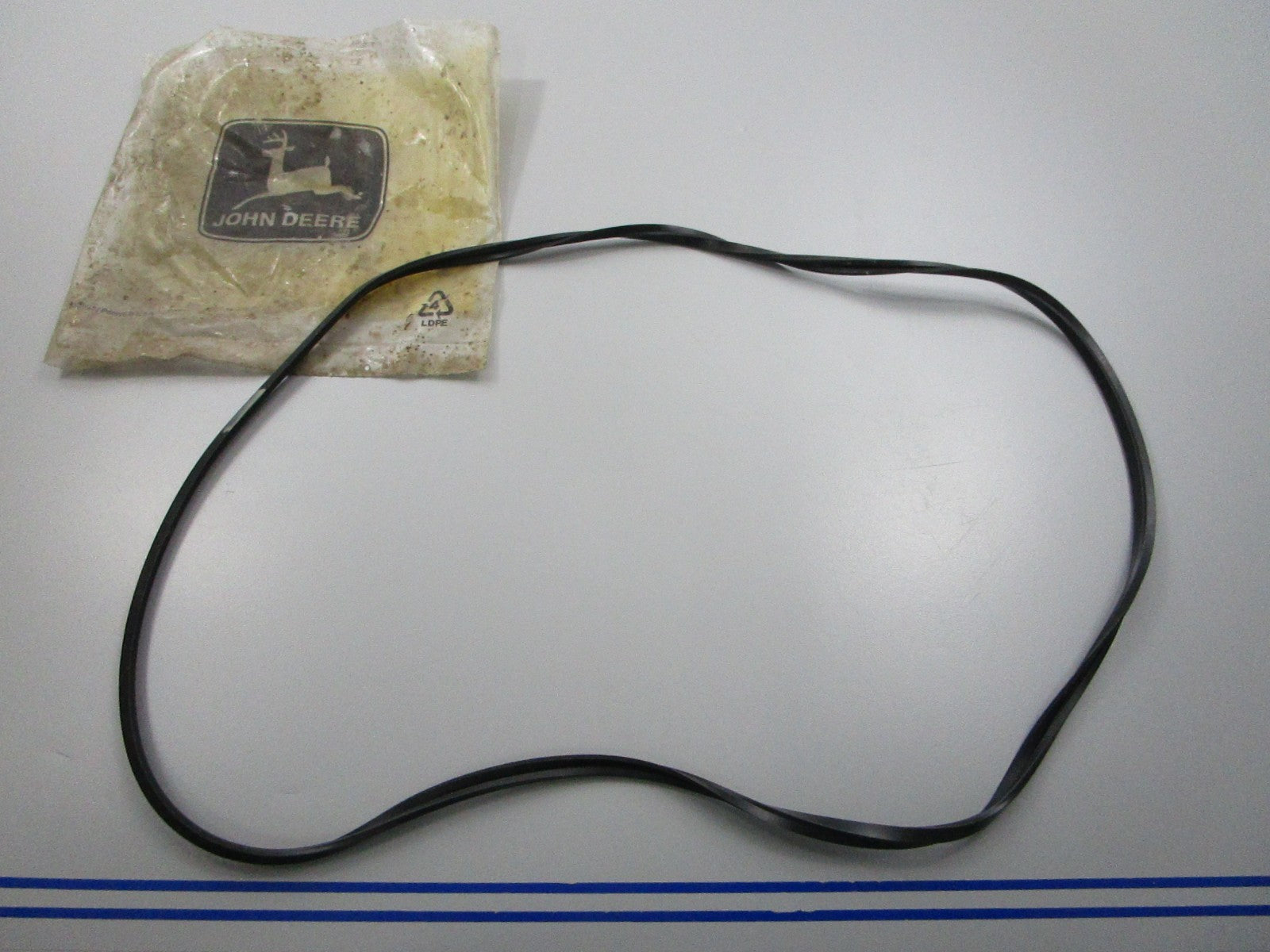 NEW OEM R64571 John Deere Oil Seal 0810