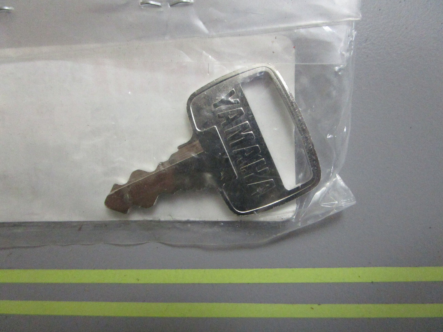 *NEW OEM* 0810 Yamaha Key #468 90890-55837-00