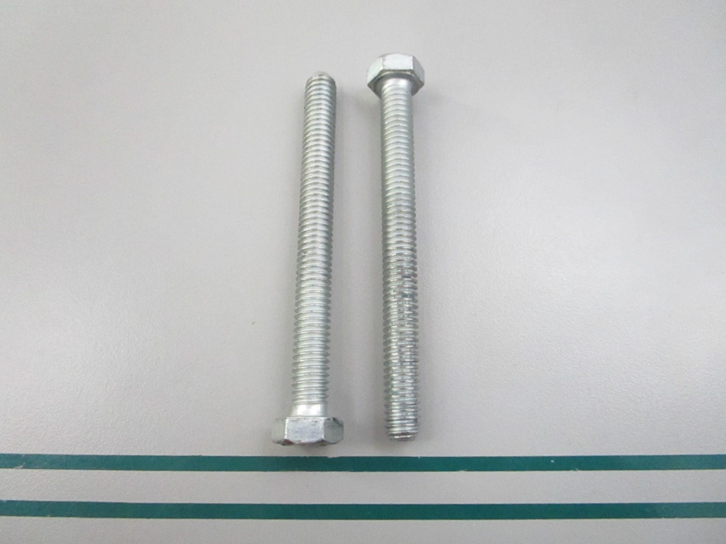 NEW OEM (LOT OF 2) 10500002 Harley Davidson Screw 0810