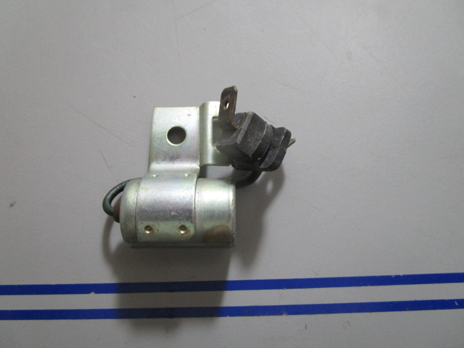 *NEW OEM* 0810 Volvo Penta Condenser 834560