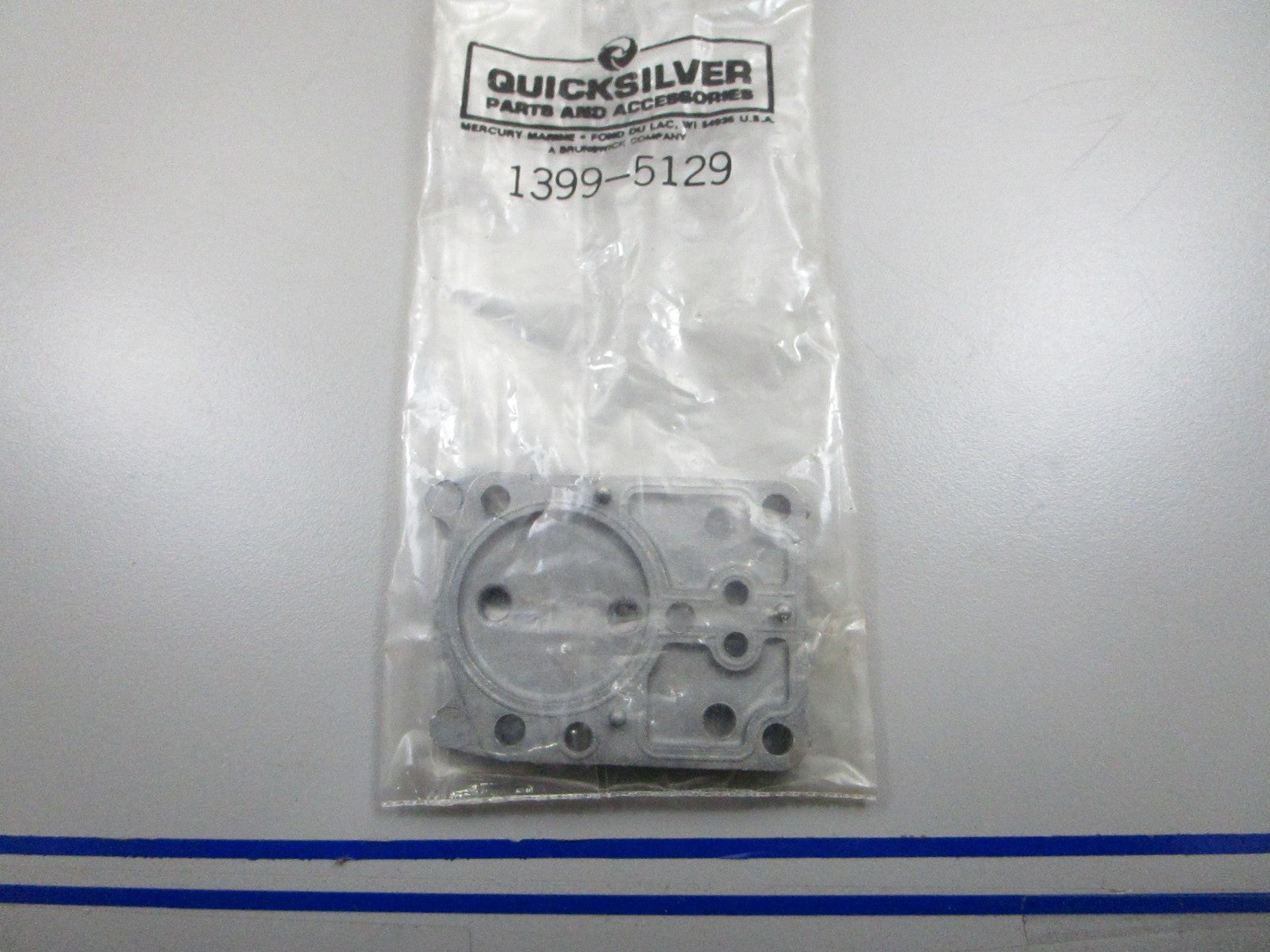 *NEW OEM* 0810 Mercury Quicksilver Fuel Pump Body 1399-5129
