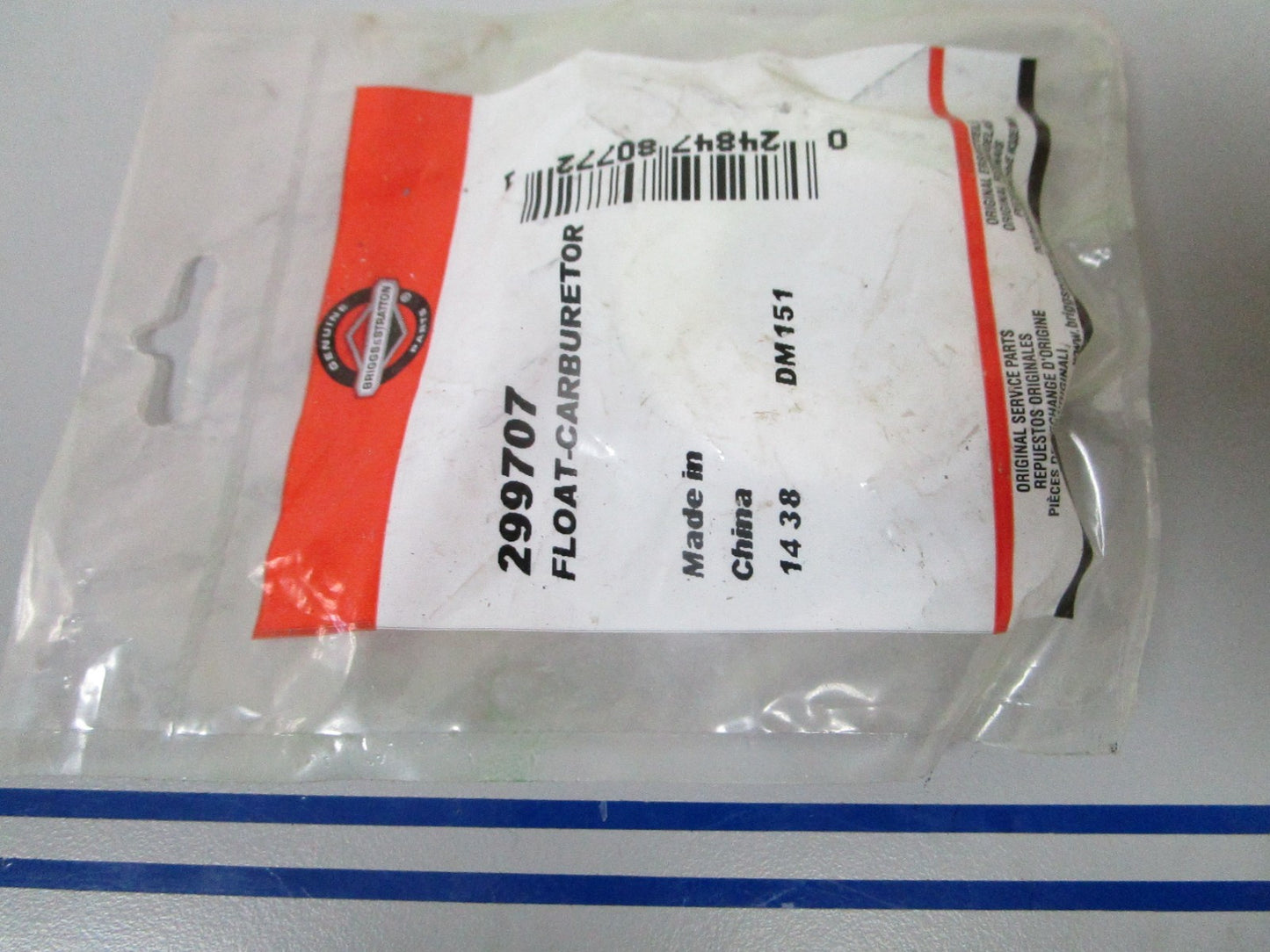 NEW OEM 299707 Briggs & Stratton Carburetor Float 0810
