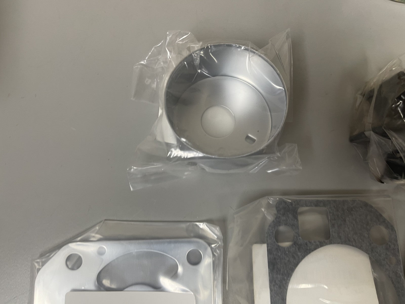 NEW OEM 3F3-65231-2 Nissan Tohatsu Water Pump Kit 0670