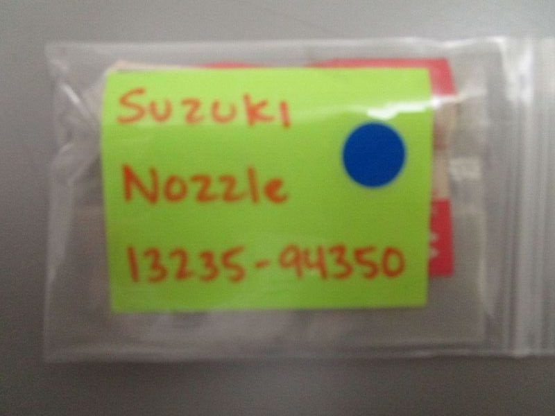 *NEW OEM* 0770 Suzuki Nozzle 13235-94350