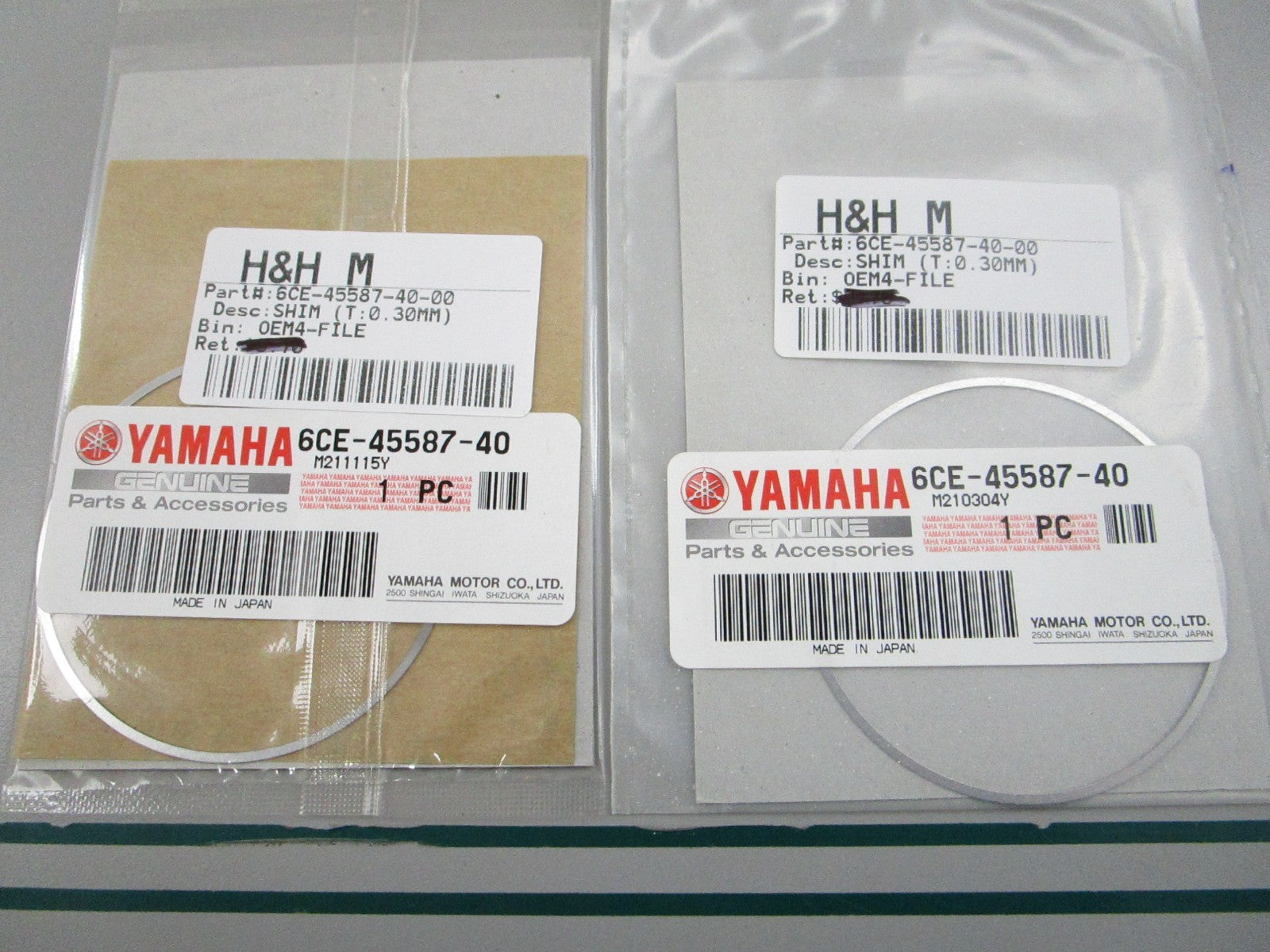 NEW OEM (LOT OF 2) 6CE-45587-40-00 Yamaha (T:0.30mm) Shim 0810