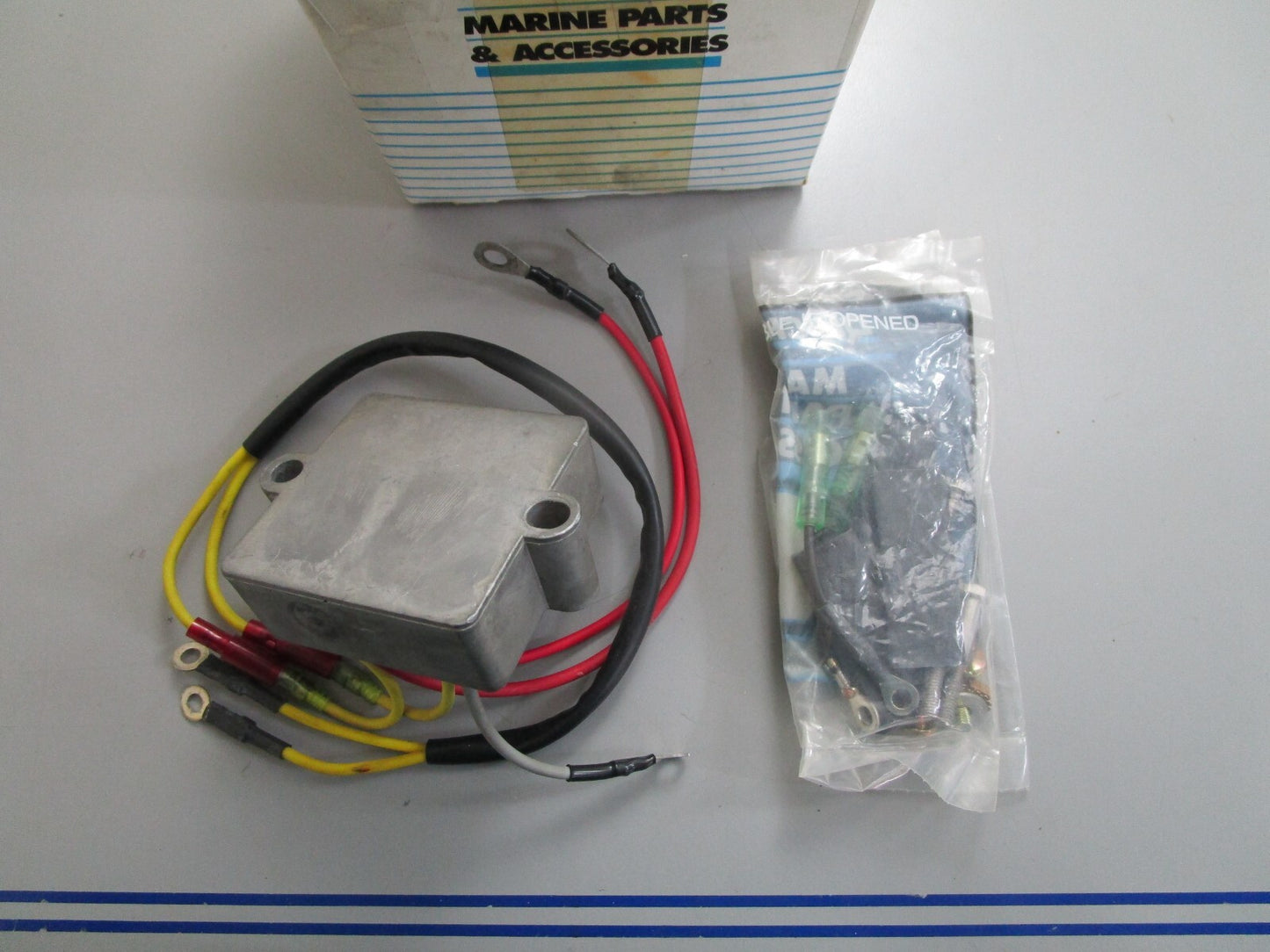 *NEW OEM* 0820 Mercury Quicksilver Voltage Regulator 815279A3