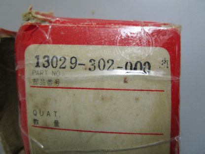 *NEW OEM* 0820 Honda Piston Kit 13029-302-000