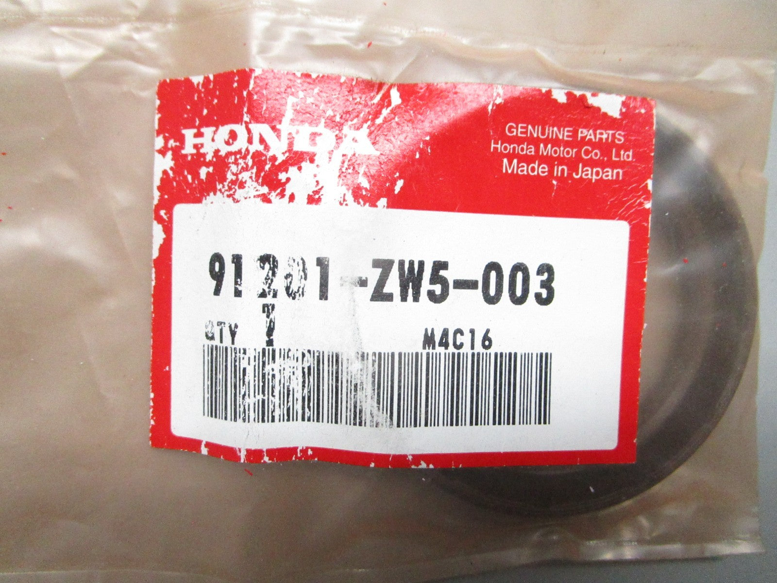 *NEW OEM* 0820 Honda Oil Seal 91201-ZW3-003