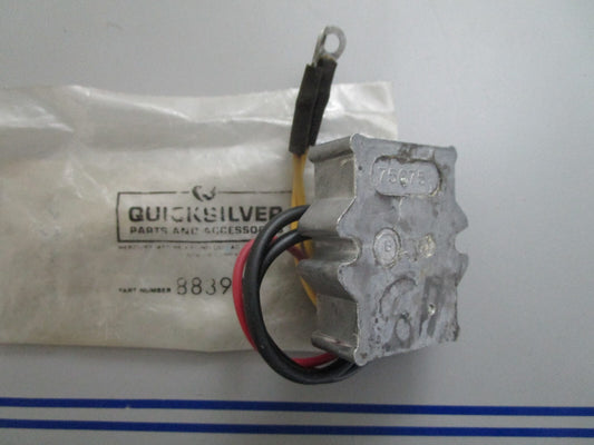 *NEW OEM* 0820 Mercury Quicksilver Voltage Regulator 88394