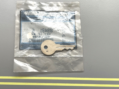 *NEW OEM* 0750 Mercury Quicksilver KEY 89491-6