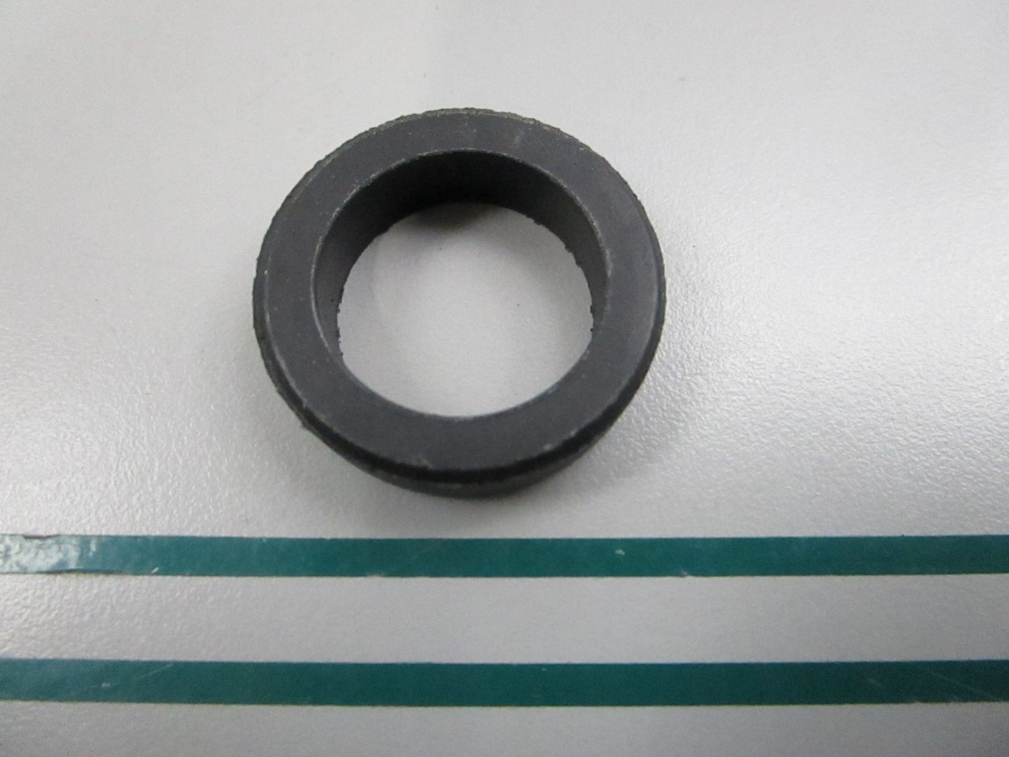 NEW OEM 25-99123 Mercury Quicksilver Grommet 0810