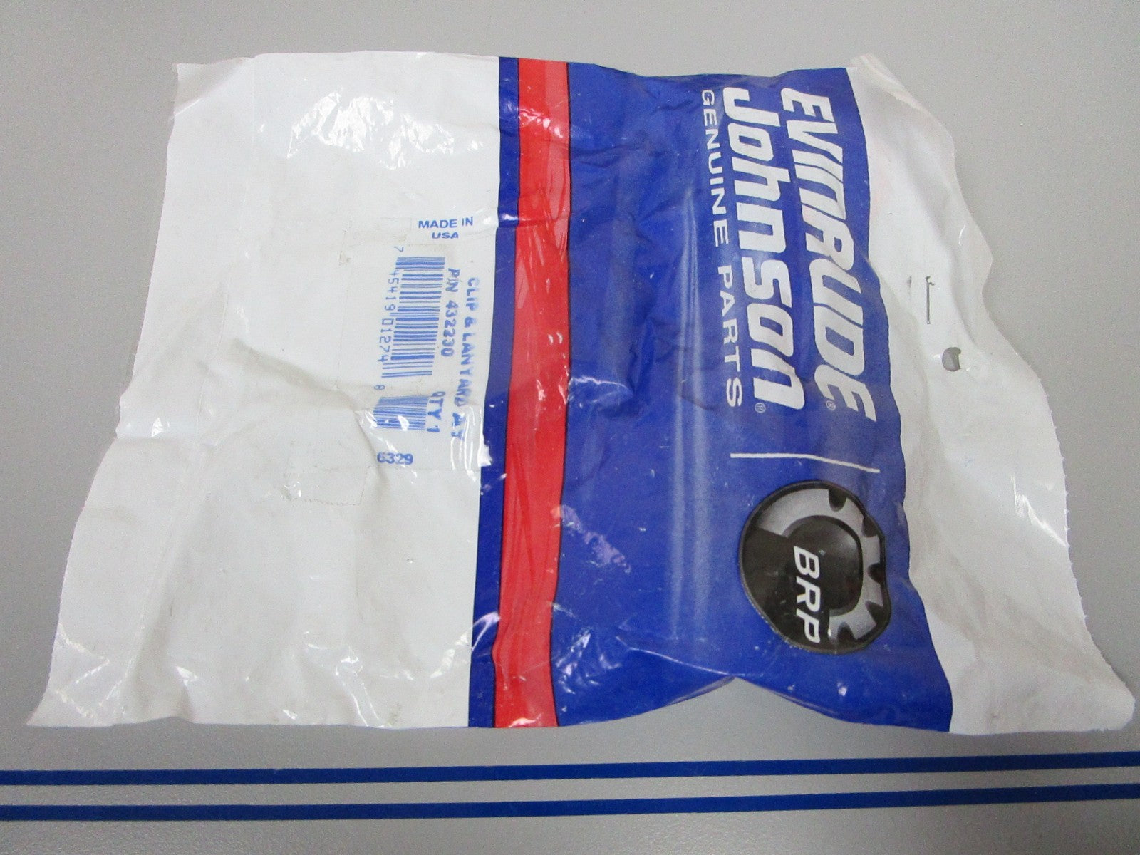 *NEW OEM* 0720 OMC Johnson Evinrude Clip & Lanyard Assembly 432230 0432230