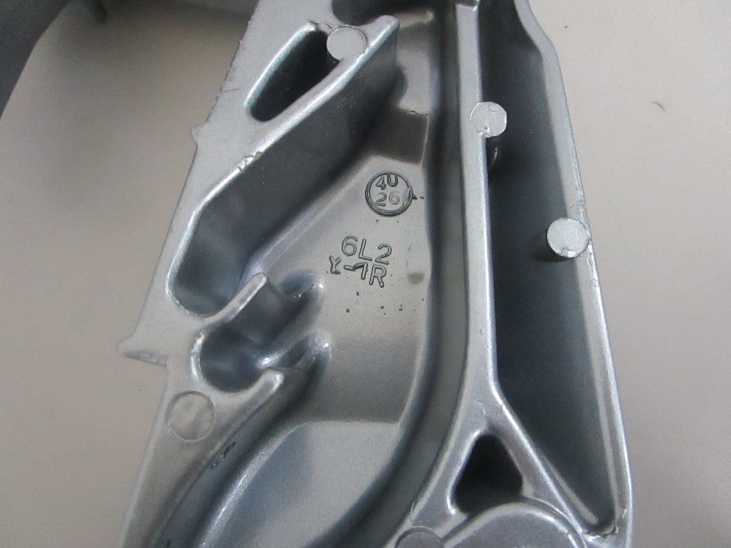 *NEW OEM* 0820 Yamaha Clamp Bracket 6L2-43112-06-EK