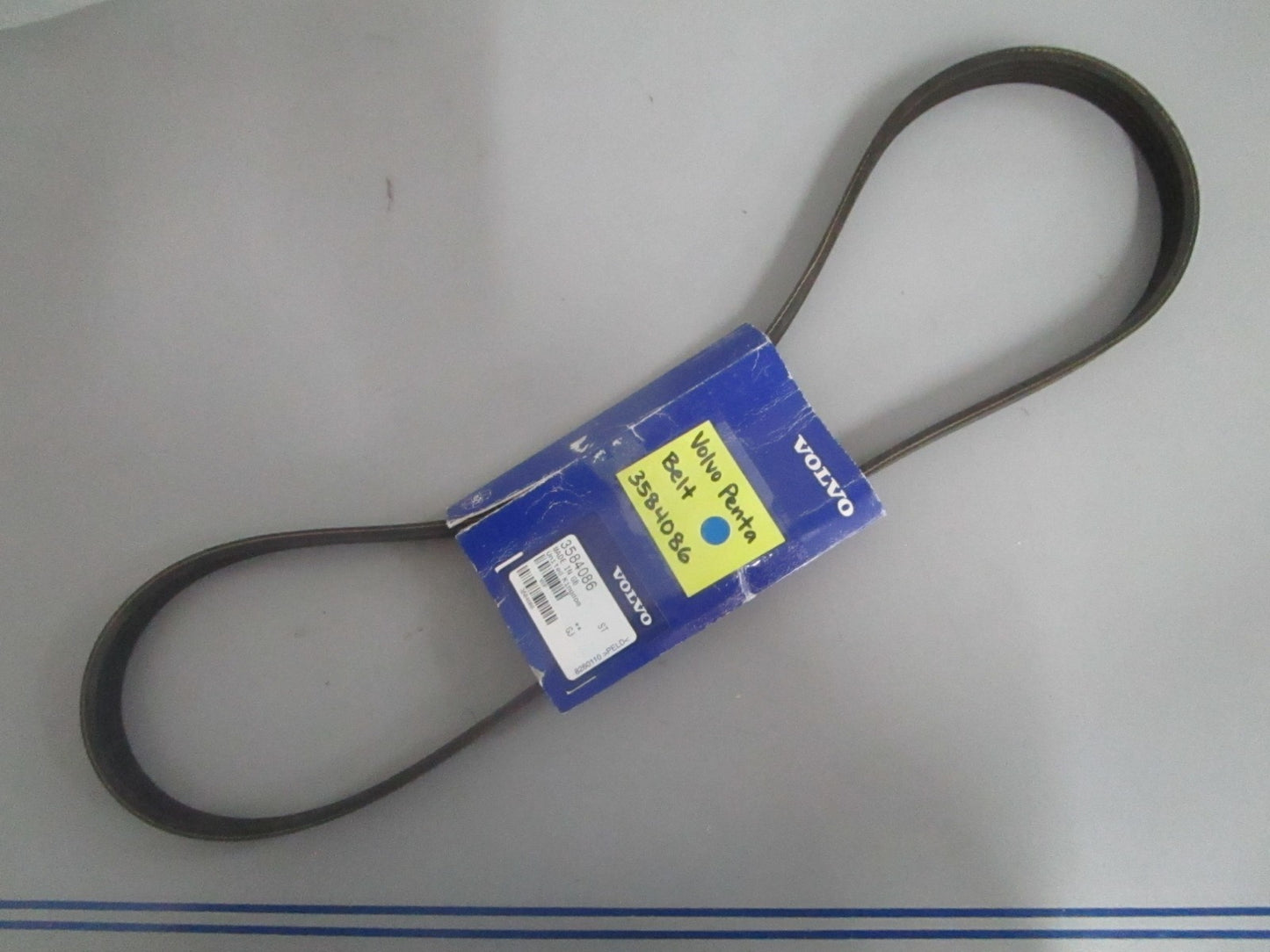 *NEW OEM* 0820 Volvo Penta Belt 3584086