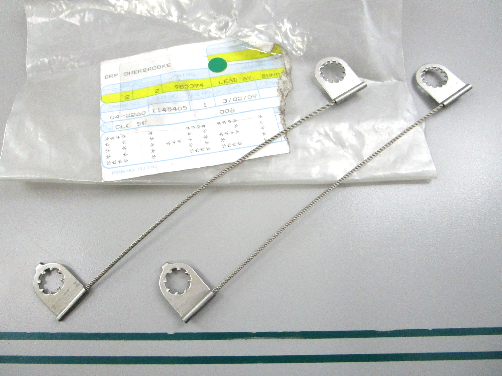 NEW OEM (LOT OF 2) 985394 0985394 OMC Johnson Evinrude Bond Lead 0810