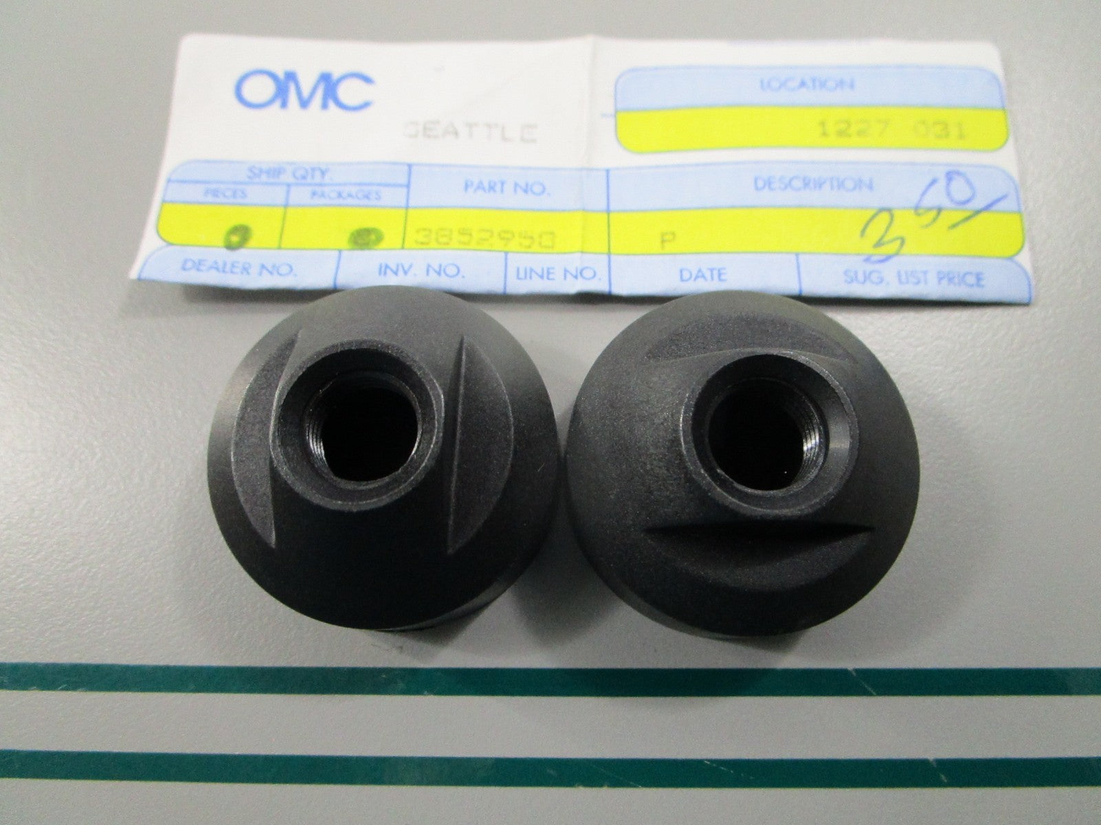 NEW OEM (LOT OF 2) 3852958 OMC Johnson Evinrude Cap 0810