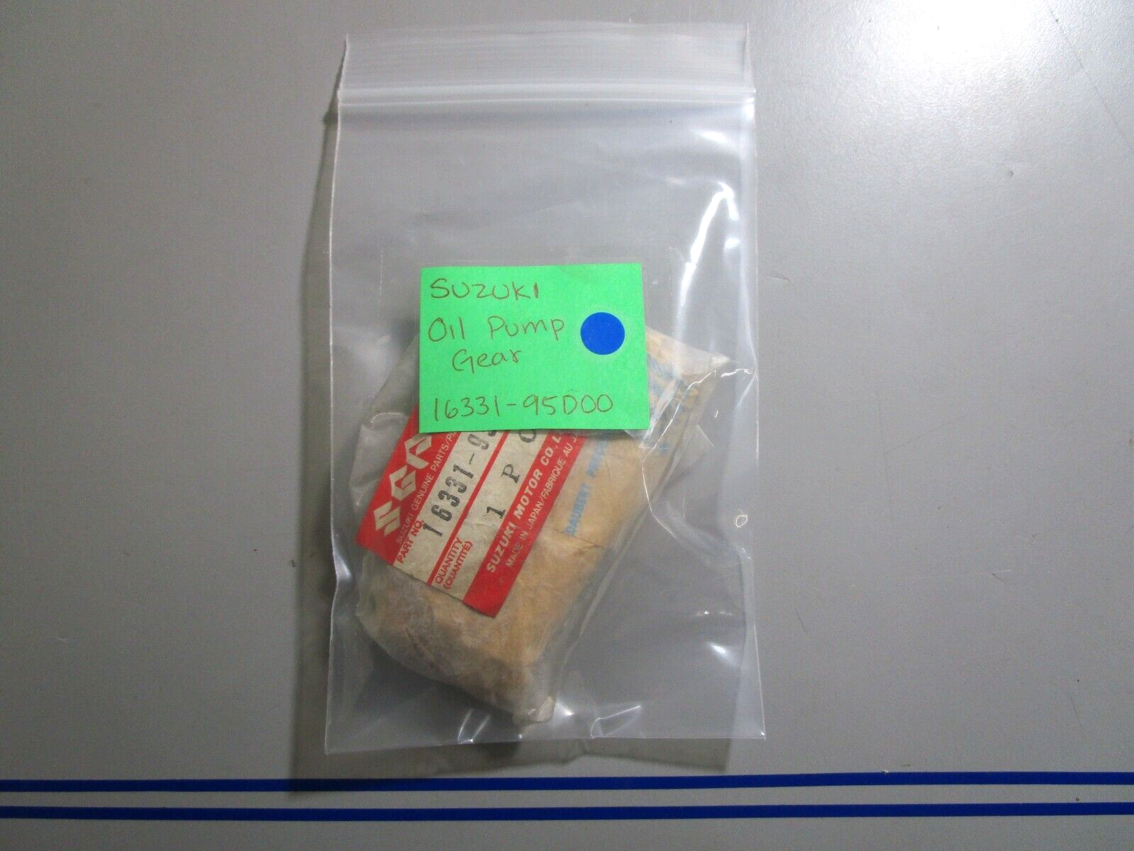 *NEW OEM* 0810 Suzuki Oil Pump Gear 16331-95D00