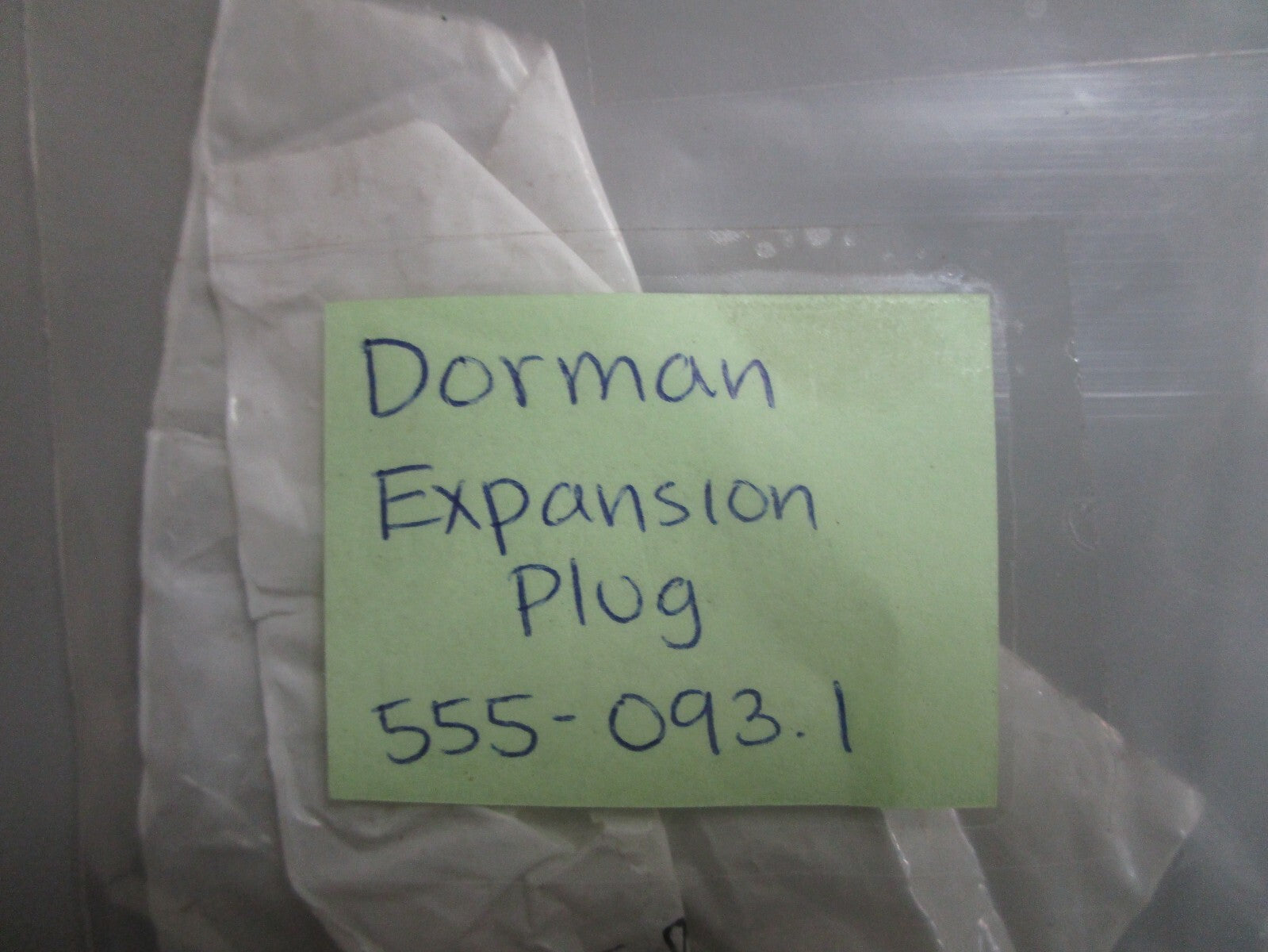 *NEW* (LOT OF 2) 0810 Dorman Expansion Plug 555-0931