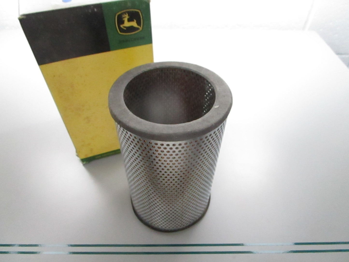 NEW OEM AT24274 John Deere Filter Element 0810
