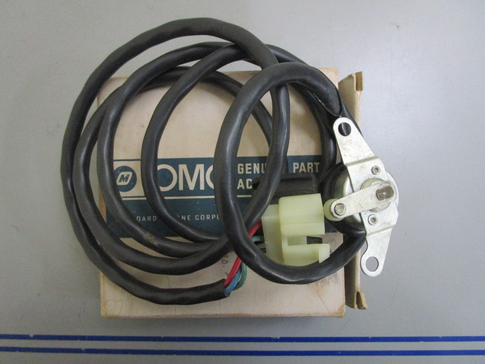 *NEW OEM* 0820 OMC Johnson Evinrude Switch 379526 0379526