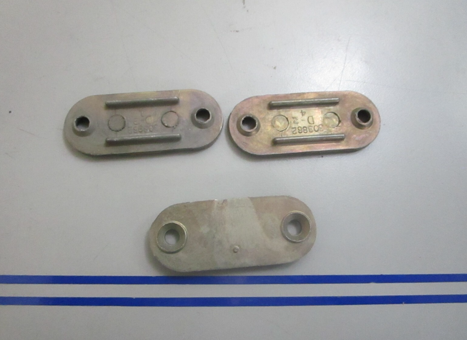 *NEW OEM* (LOT OF 3) 0810 OMC Johnson Evinrude 15 HP Cover Plate 303862 0303862