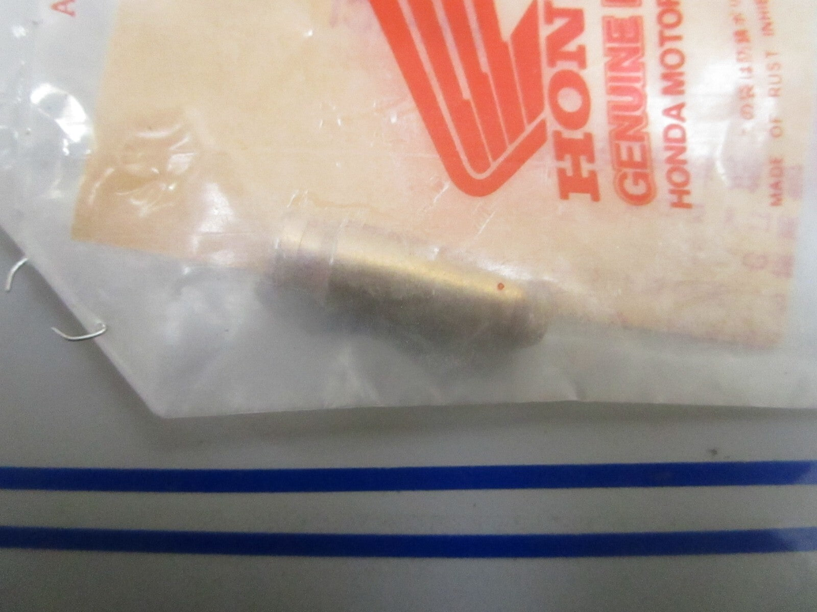 *NEW OEM* 0810 Honda Valve Guide 12204-ZV4-305