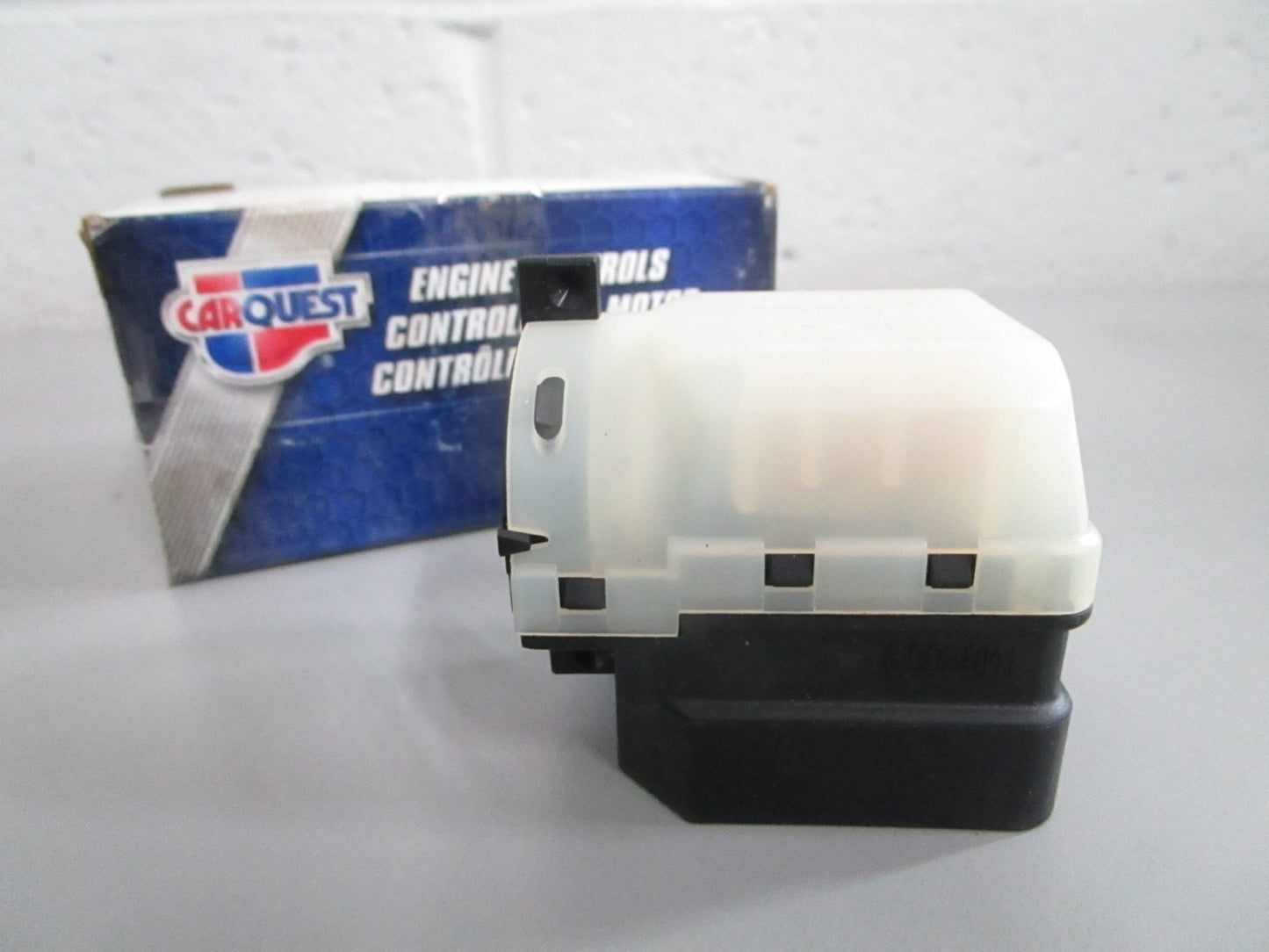 NEW OEM CS1142 Intermotor CarQuest Ignition Switch 0820
